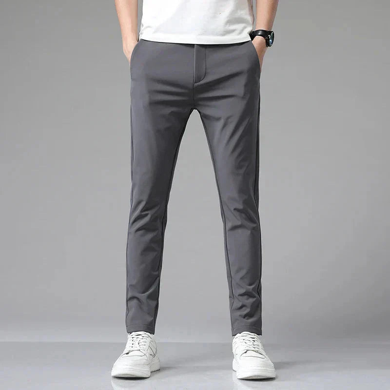 Calça Social Masculina Monzatti MZ067 em tecido premium, corte slim fit.