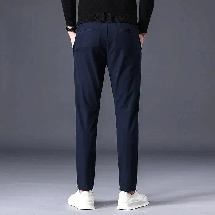 Calça Social Masculina Monzatti MZ067 em tecido premium, corte slim fit.