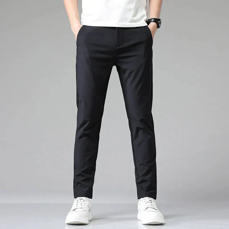 Calça Social Masculina Monzatti MZ067 em tecido premium, corte slim fit.
